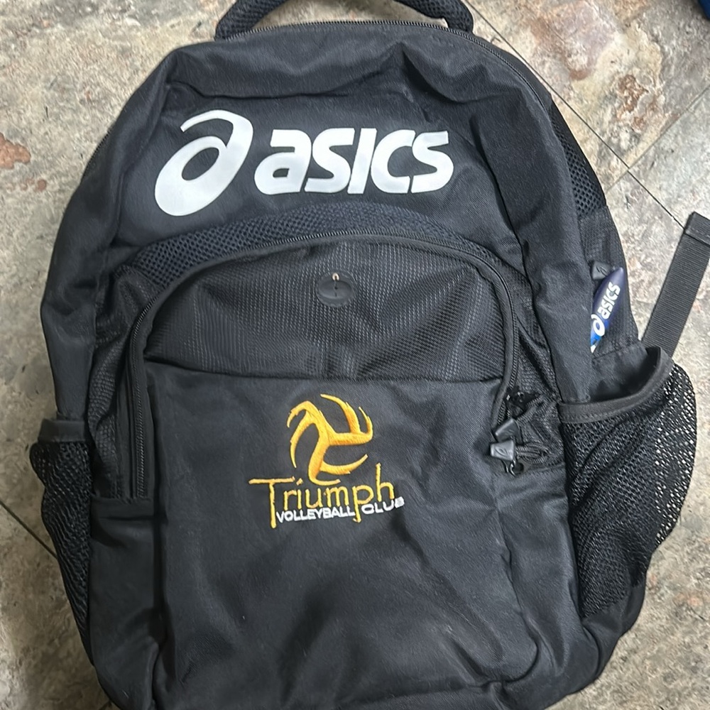 ASICS - Picture 3 of 4